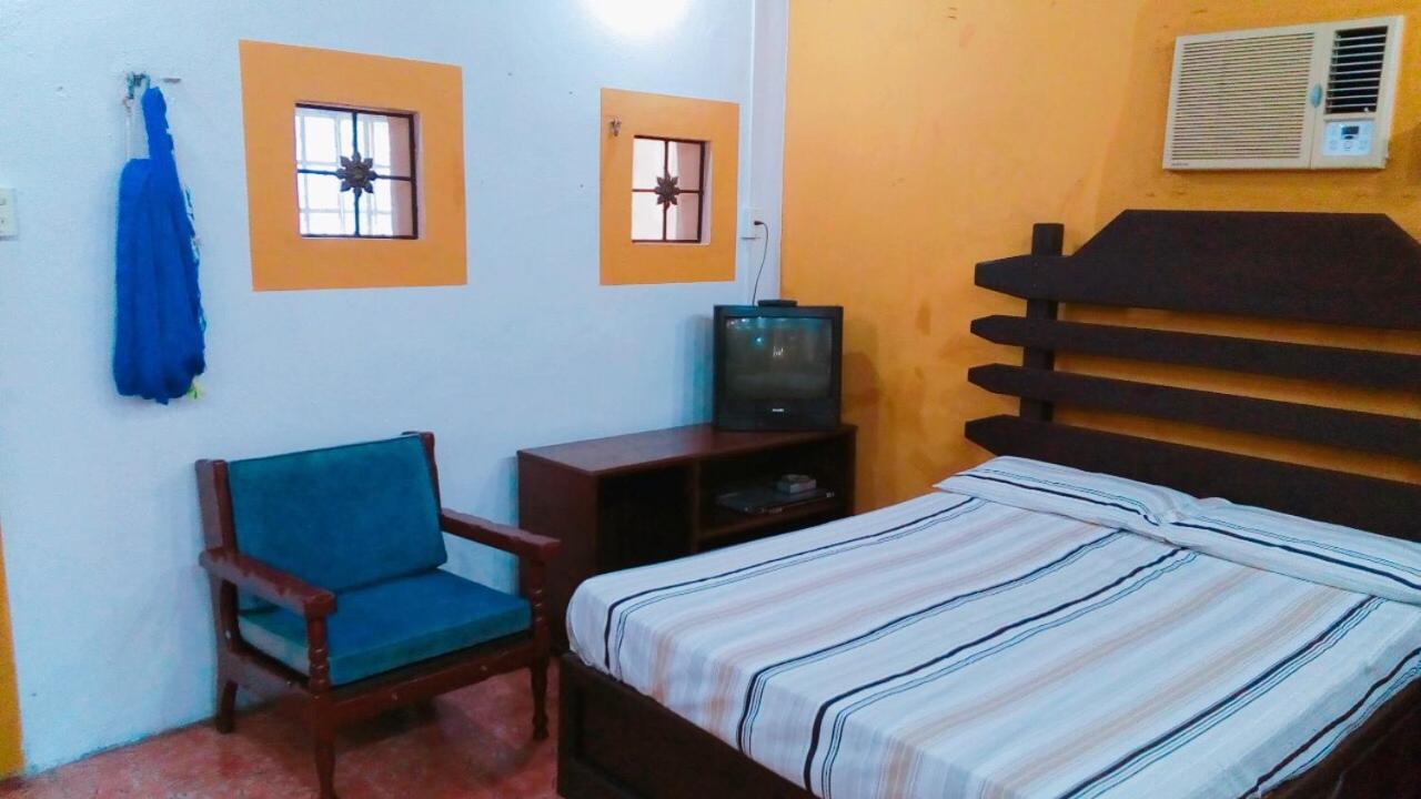 Hostal Y Camping Villa Mercedes Tizimin Exterior photo
